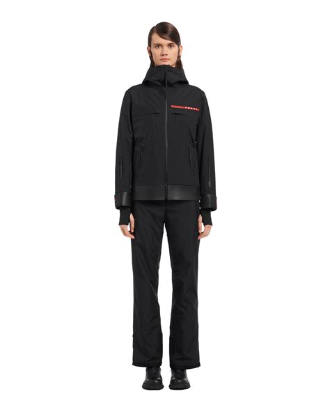 prada jacket temperature|Black Gore.